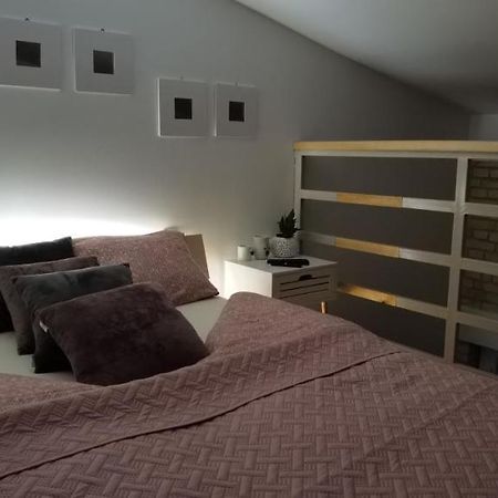 Zona Apartments 1 Зренянин Екстериор снимка